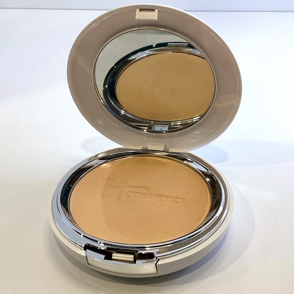 🍄 IT Cosmetics Celebration Powder Foundation and Confidence Cream Set - Picture 7 of 11